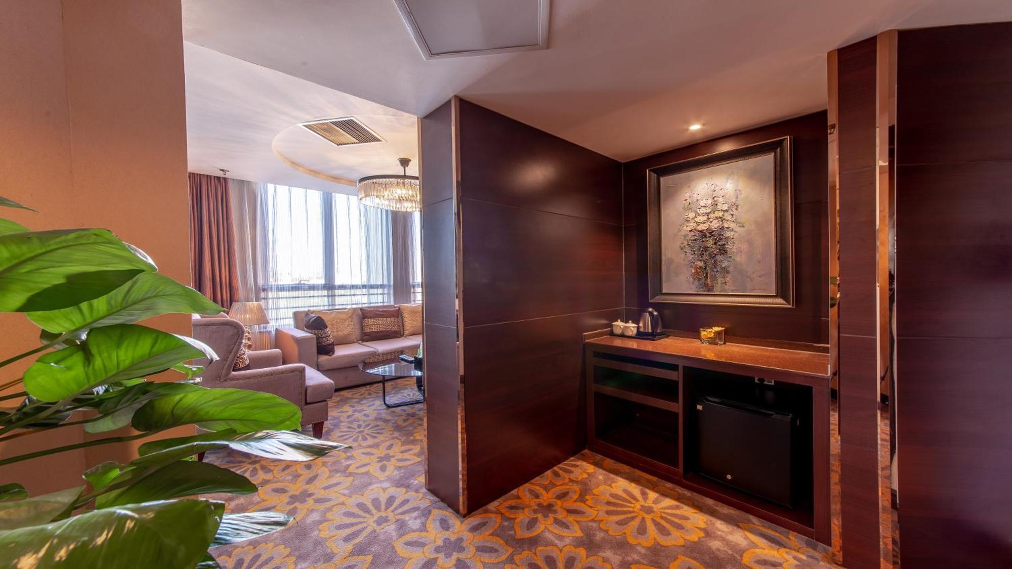 Beijing Sunflower Hotel--Beijing Universal Studios Resort Exterior photo